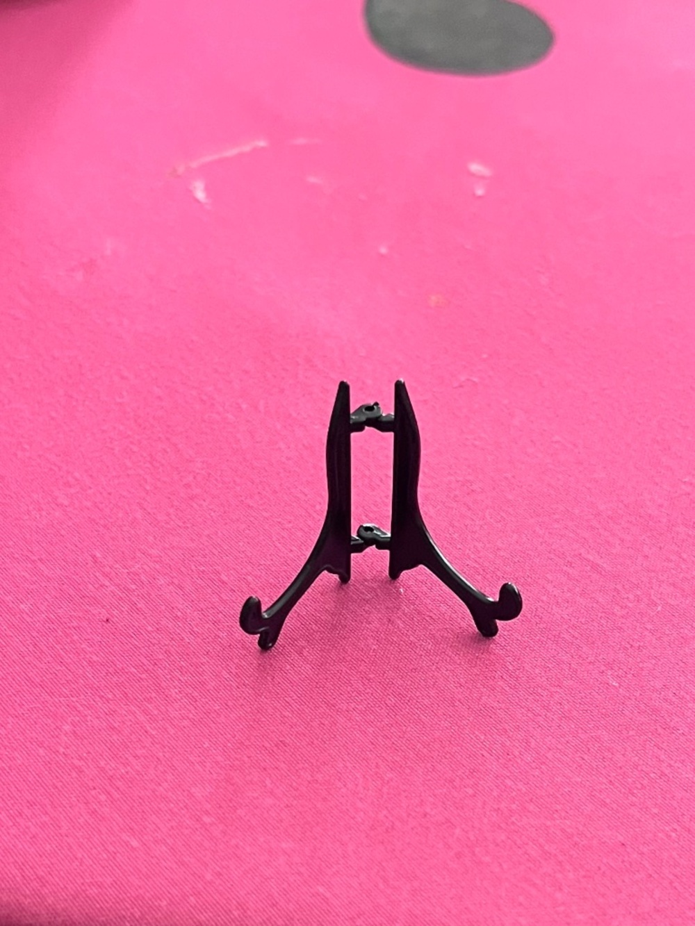 Mini Black Metal Display Easel - Folding Tabletop Stand for Small Items- 12 piec